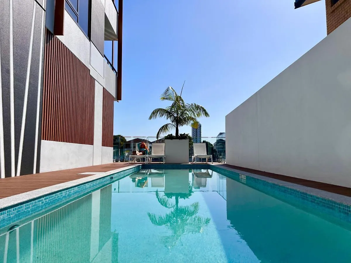 Apartment Quiet Family Paradise In Surfers Gold Coast